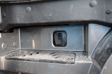 ���� ŷ������ ��Խ�� 580���� 6X4 AMT�Զ���ǣ����(����)(��������)ͼƬ