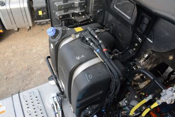 ���� ŷ������ ��Խ�� 580���� 6X4 AMT�Զ���ǣ����(����)(��������)ͼƬ