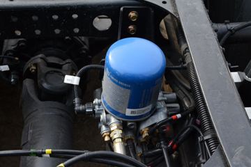 ���� ŷ������ ��Խ�� 580���� 6X4 AMT�Զ���ǣ����(����)(��������)ͼƬ