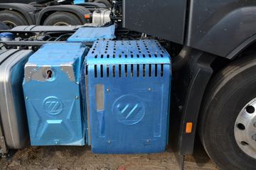 ���� ŷ������ ��Խ�� 580���� 6X4 AMT�Զ���ǣ����(����)(��������)ͼƬ