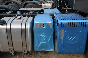 ���� ŷ������ ��Խ�� 580���� 6X4 AMT�Զ���ǣ����(����)(��������)ͼƬ