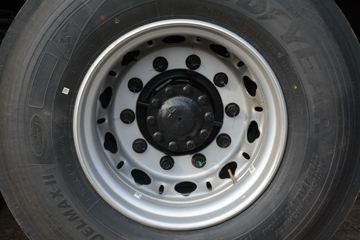 ���� ŷ������ ��Խ�� 580���� 6X4 AMT�Զ���ǣ����(����)(��������)ͼƬ