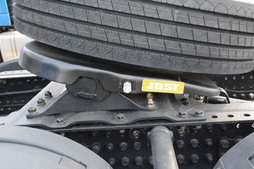 ���� ŷ������ ��Խ�� 580���� 6X4 AMT�Զ���ǣ����(����)(��������)ͼƬ