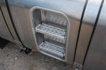 ���� ŷ������ ��Խ�� 580���� 6X4 AMT�Զ���ǣ����(����)(��������)ͼƬ