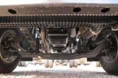 东风商用车 天锦KR重卡 300马力 4X2 6.8米仓栅式载货车(东风)(国六)(DFH5180CCYE15)