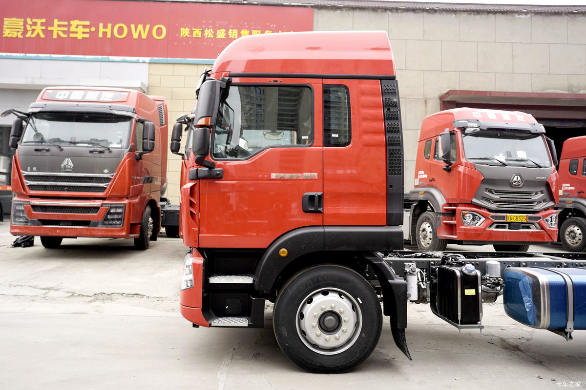 й HOWO TX 270 4X2 6.8ײդʽ()(ZZ5187CCYK501GF1B)                                                