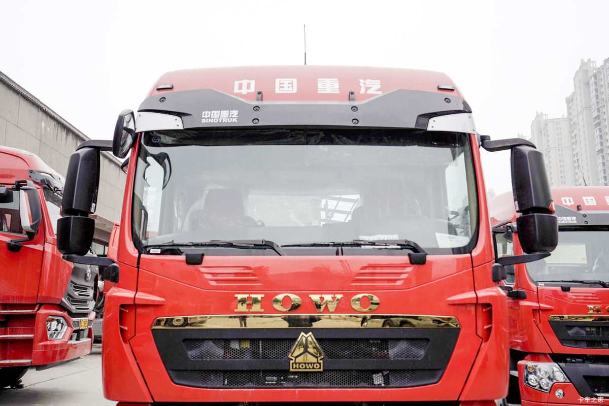 й HOWO TX 270 4X2 6.8ײդʽ()(ZZ5187CCYK501GF1B)                                                