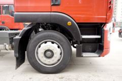 中国重汽 HOWO TX 270马力 4X2 6.8米仓栅式货车(国六)(ZZ5187CCYK501GF1B)