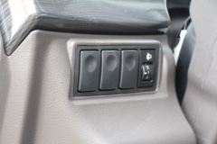 欧铃汽车 S3 150马力 4.15米单排厢式轻卡(国六)(ZB5041XXYJDD6L)
