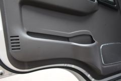 欧铃汽车 S3 150马力 4.15米单排厢式轻卡(国六)(ZB5041XXYJDD6L)