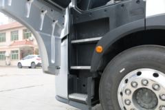 中国重汽 黄河 X7重卡 570马力 6X4 AMT自动挡牵引车(国六) 中国重汽 黄河 X7重卡 570马力 6X4 AMT自动挡牵引车(国六)