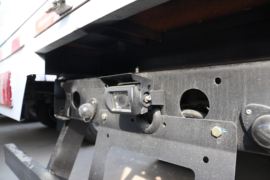 轩德E9&nbsp;电动载货车底盘图片