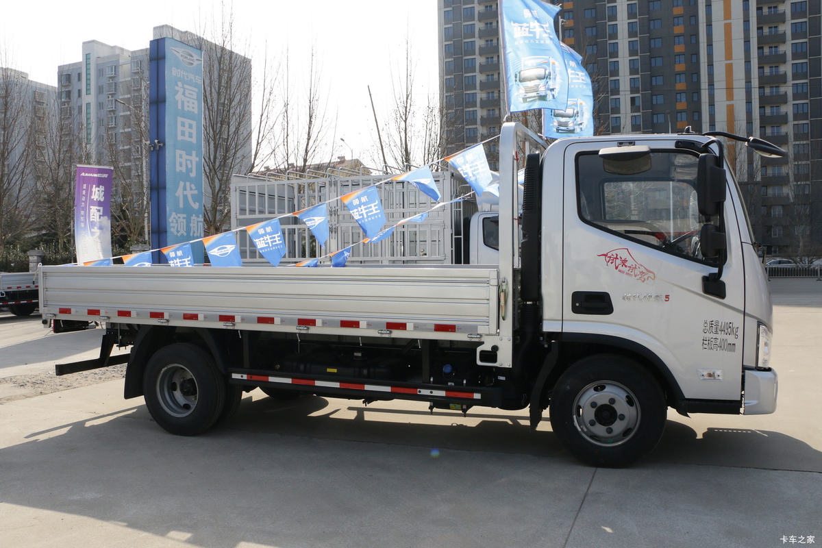 150马力起步 动力不输3L机 这四款蓝牌轻卡你最喜欢谁