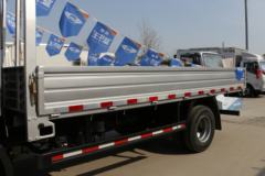 福田 时代领航5(蓝牛王) 158马力 4.17米单排栏板轻卡(国六)(BJ1045V9JD6-F3)