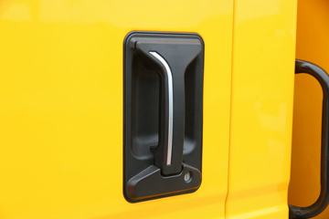 �������� ��ʨ 4.5T 4.15�׵��Ŵ��綯��ʽ�ῨͼƬ