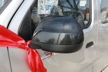����;�� T3Q(ԭС����W) 1.6L 123���� ���� 2.5��˫������С��ͼƬ