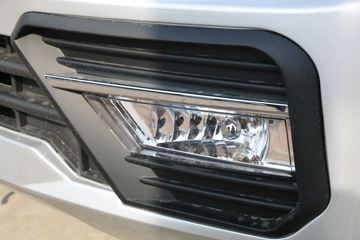 ����;�� T3Q(ԭС����W) 1.6L 123���� ���� 2.5��˫������С��ͼƬ