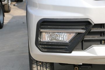����;�� T3Q(ԭС����W) 1.6L 123���� ���� 2.5��˫������С��ͼƬ