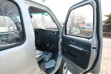 ����;�� T3Q(ԭС����W) 1.6L 123���� ���� 2.5��˫������С��ͼƬ