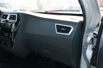 ����;�� T3Q(ԭС����W) 1.6L 123���� ���� 2.5��˫������С��ͼƬ