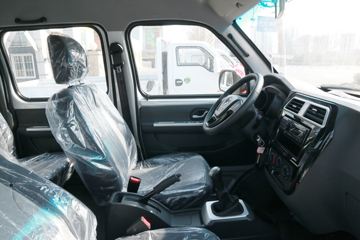 ����;�� T3Q(ԭС����W) 1.6L 123���� ���� 2.5��˫������С��ͼƬ