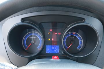 ����;�� T3Q(ԭС����W) 1.6L 123���� ���� 2.5��˫������С��ͼƬ