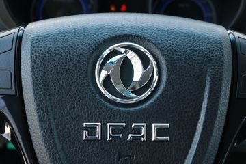 ����;�� T3Q(ԭС����W) 1.6L 123���� ���� 2.5��˫������С��ͼƬ