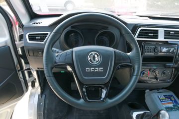 ����;�� T3Q(ԭС����W) 1.6L 123���� ���� 2.5��˫������С��ͼƬ