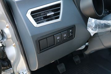 ����;�� T3Q(ԭС����W) 1.6L 123���� ���� 2.5��˫������С��ͼƬ