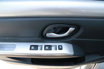 ����;�� T3Q(ԭС����W) 1.6L 123���� ���� 2.5��˫������С��ͼƬ