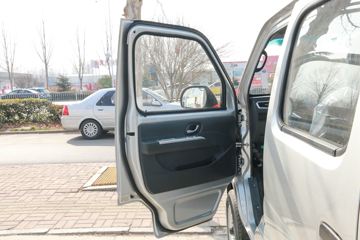 ����;�� T3Q(ԭС����W) 1.6L 123���� ���� 2.5��˫������С��ͼƬ
