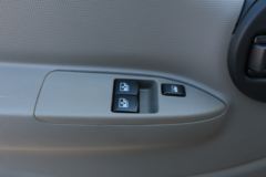 东风 多利卡D6-N 锐能版 163马力 4.13米单排栏板轻卡(国六)(EQ1041S3CDF)