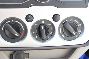 �������� �ǿ�A11 1.5L ����� ��׼�� 107���� ���� 3�׵�������΢��(����)(SC1022DEAF6)ͼƬ