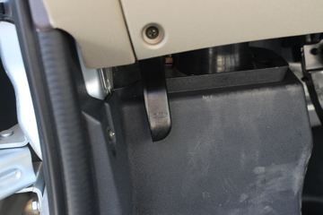 �������� �ǿ�A11 1.5L ����� ��׼�� 107���� ���� 3�׵�������΢��(����)(SC1022DEAF6)ͼƬ