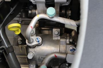 �������� �ǿ�A11 1.5L ����� ��׼�� 107���� ���� 3�׵�������΢��(����)(SC1022DEAF6)ͼƬ