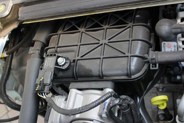 �������� �ǿ�A11 1.5L ����� ��׼�� 107���� ���� 3�׵�������΢��(����)(SC1022DEAF6)ͼƬ