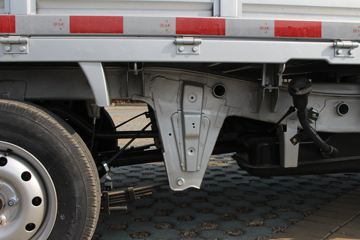 �������� �ǿ�A11 1.5L ����� ��׼�� 107���� ���� 3�׵�������΢��(����)(SC1022DEAF6)ͼƬ