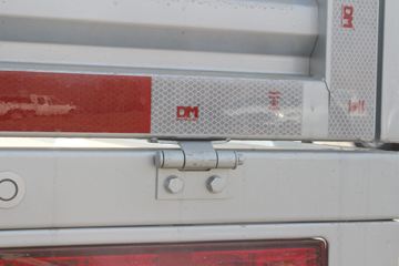 �������� �ǿ�A11 1.5L ����� ��׼�� 107���� ���� 3�׵�������΢��(����)(SC1022DEAF6)ͼƬ