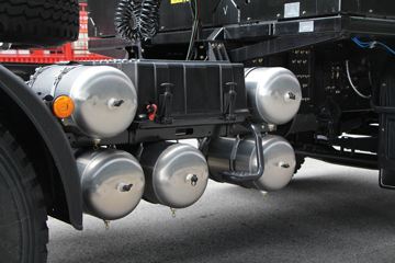 �������� ����H7�ؿ� 6X4 �任��һ��ǣ����ͼƬ