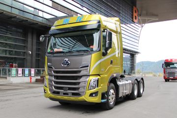 东风柳汽 乘龙H7重卡 陆航版 600马力 6X4 AMT自动挡牵引车(国六)(LZ4252H7DC1)