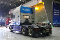 东风柳汽 乘龙T7房车 560马力 6X4 AMT自动挡牵引车