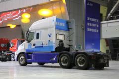 东风柳汽 乘龙T7房车 560马力 6X4 AMT自动挡牵引车