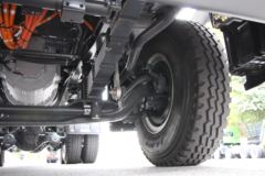 东风柳汽 乘龙H7重卡 6X4 充换电一体牵引车