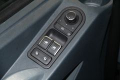 东风柳汽 乘龙T7房车 560马力 6X4 AMT自动挡牵引车