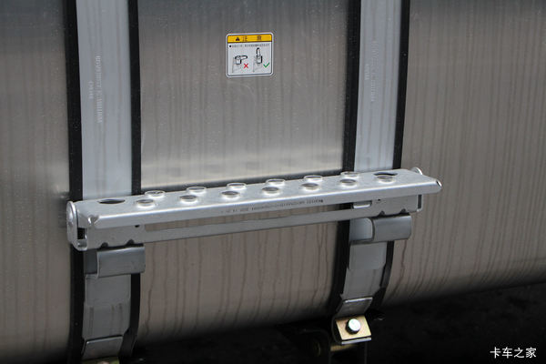 优惠1万 亳州市乘龙H7牵引车火热促销中