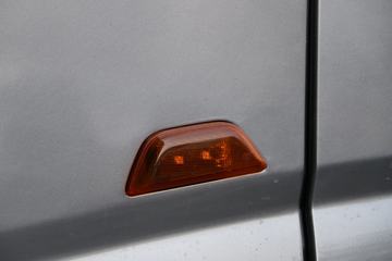 ���� ŷ������ ��Խ�� 580���� 6X4 AMT�Զ���ǣ����(����)ͼƬ