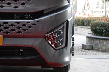 ���� ŷ������ ��Խ�� 580���� 6X4 AMT�Զ���ǣ����(����)ͼƬ