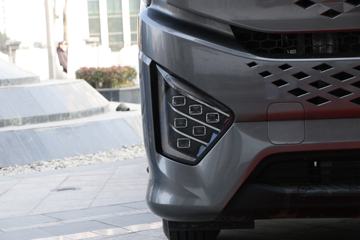 ���� ŷ������ ��Խ�� 580���� 6X4 AMT�Զ���ǣ����(����)ͼƬ