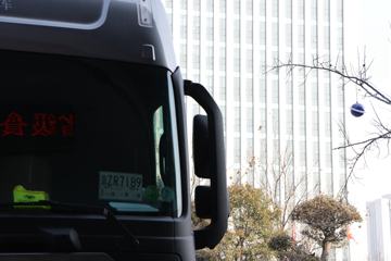 ���� ŷ������ ��Խ�� 580���� 6X4 AMT�Զ���ǣ����(����)ͼƬ