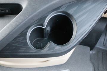 ���� ŷ������ ��Խ�� 580���� 6X4 AMT�Զ���ǣ����(����)ͼƬ